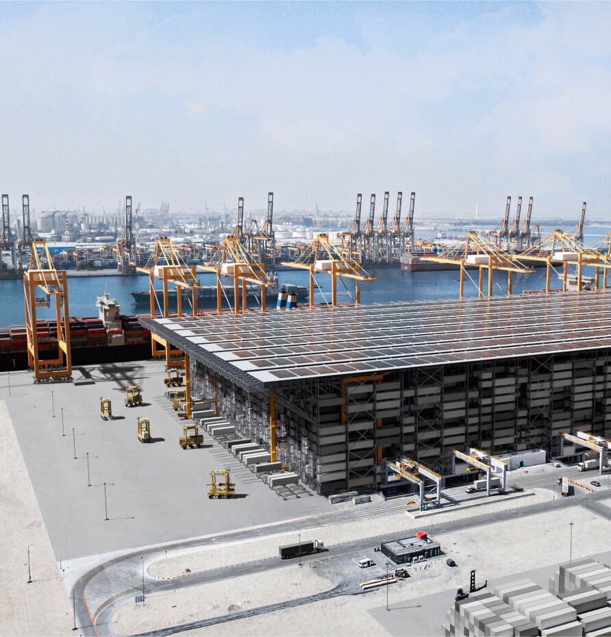 Modernes Rendering eines 3D-Containerhafen mit mehreren Kränen und Containerschiff am Pier.
